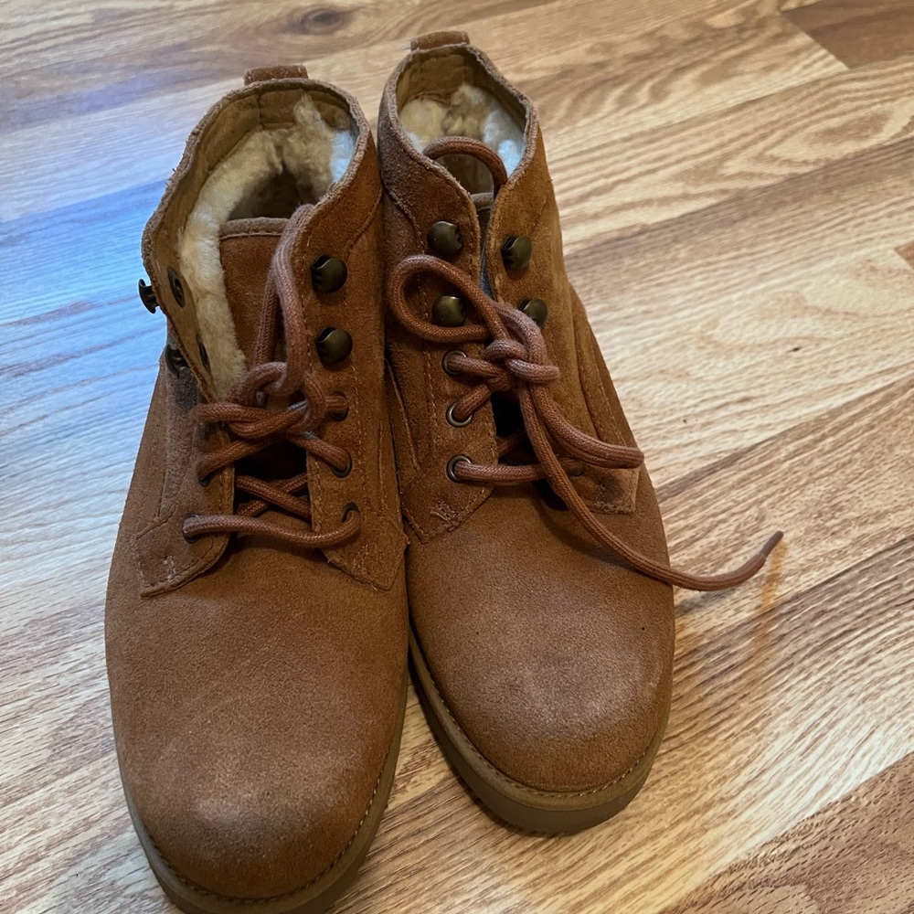 Ugg Brown Suede Ankle Boots - Picture 4 of 4